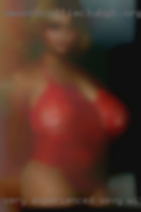 Very experienced sexy with couples.